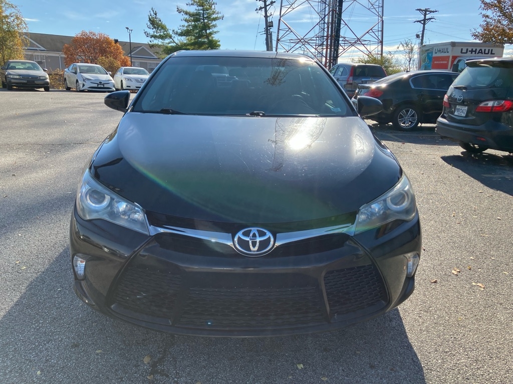 Toyota Camry SE 2017
