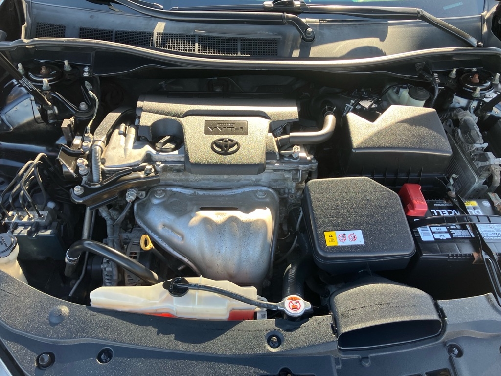 Toyota Camry SE 2017