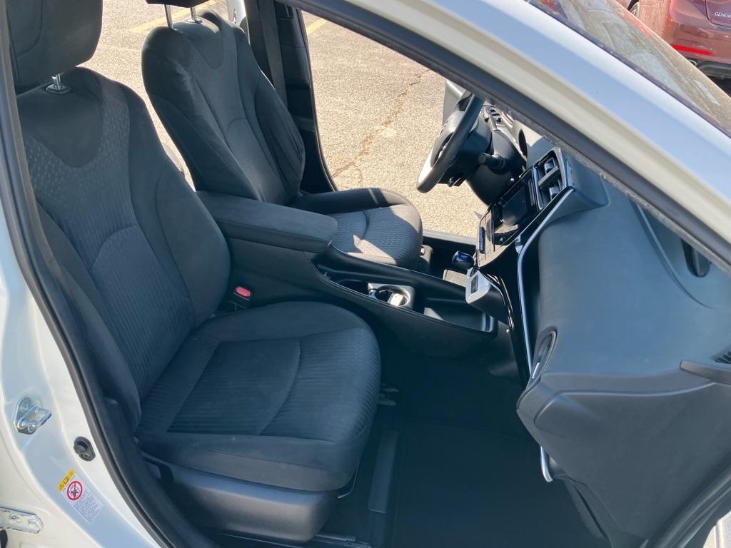 Toyota Prius Two 2017