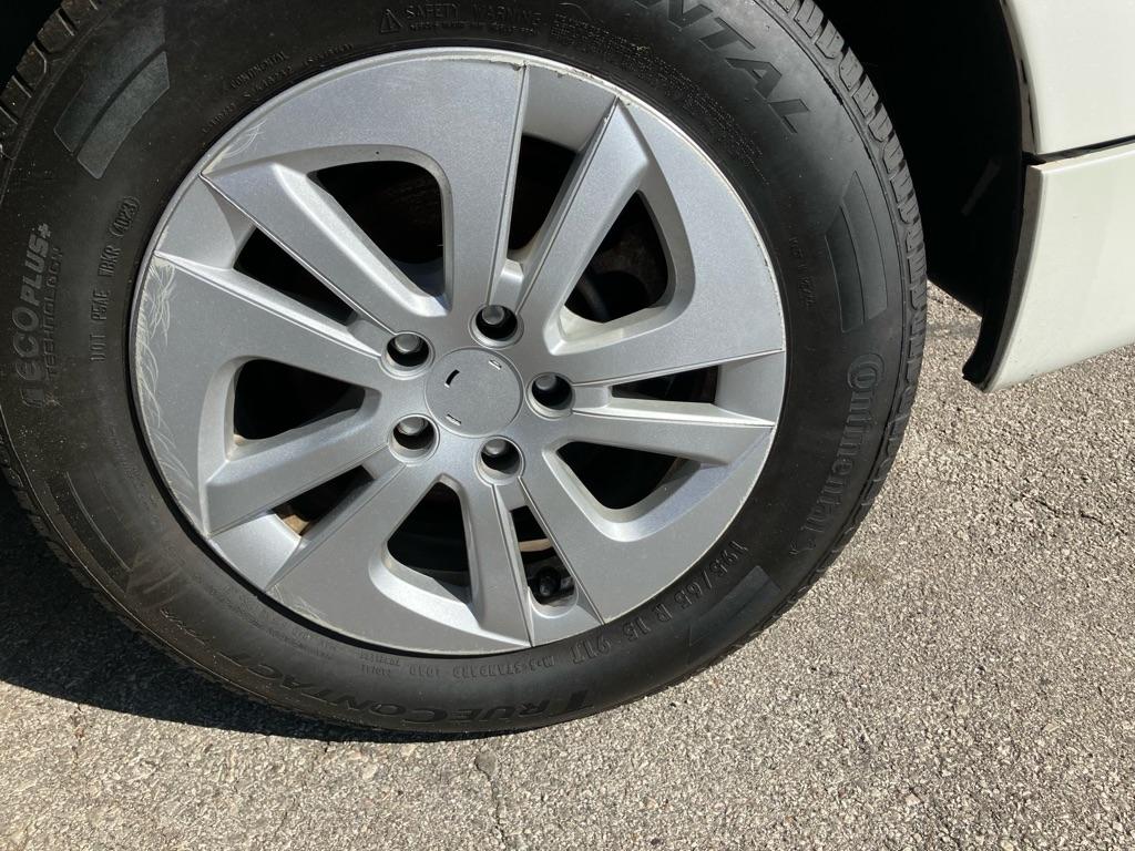 Toyota Prius Two 2017
