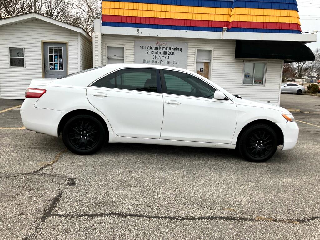2009 Toyota Camry LE 5-Spd AT