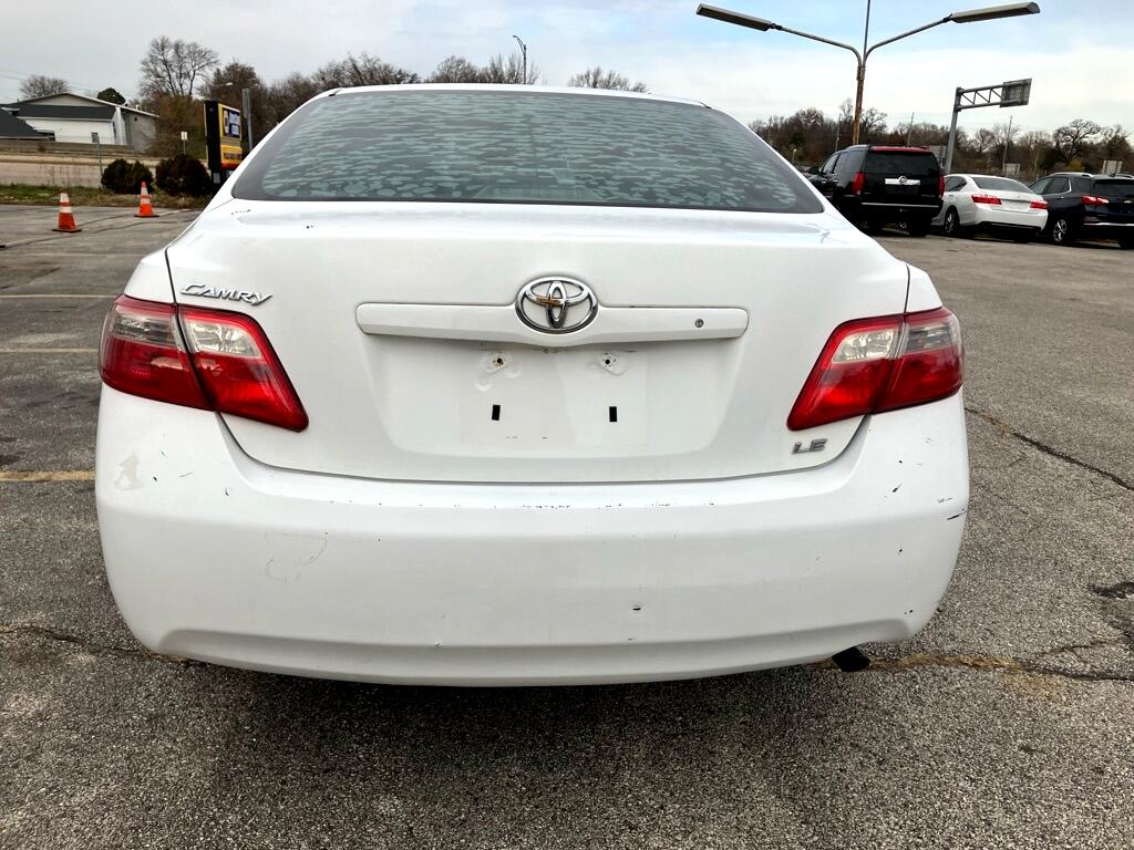 Toyota Camry LE 5-Spd AT 2009