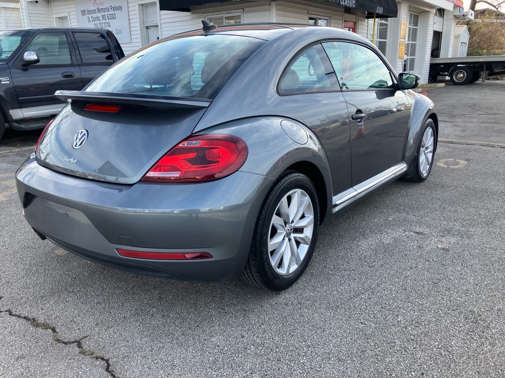 Volkswagen Beetle 1.8T S 2017