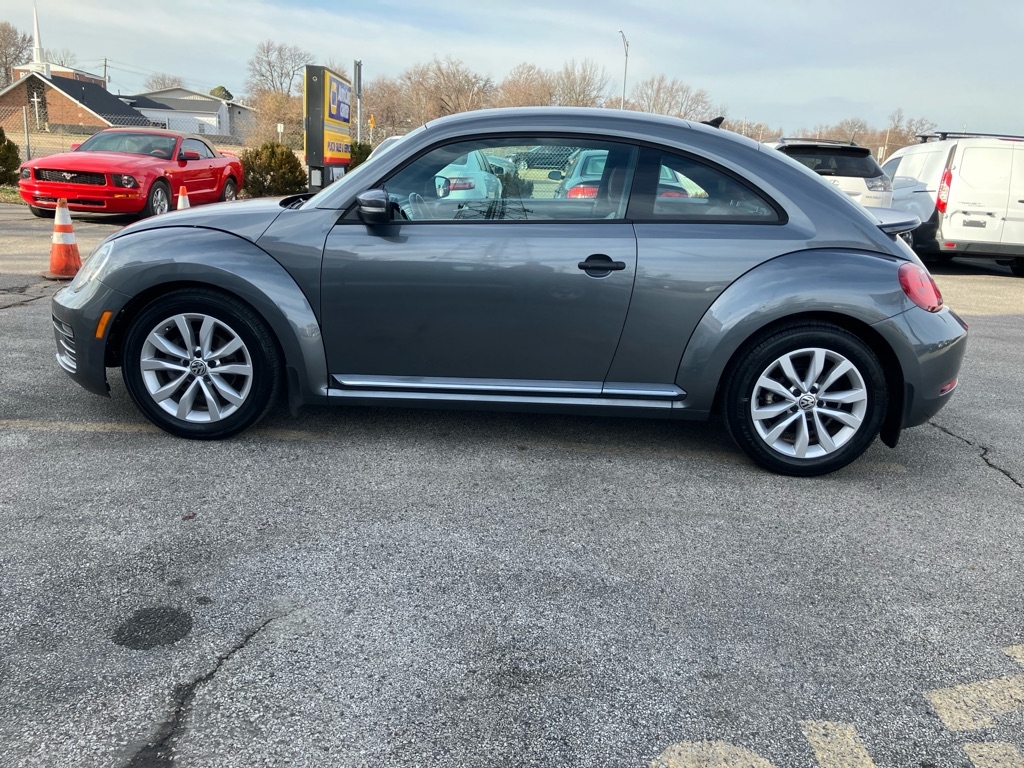 Volkswagen Beetle 1.8T S 2017