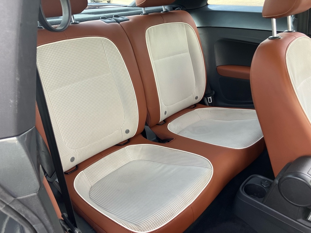 Volkswagen Beetle 1.8T S 2017