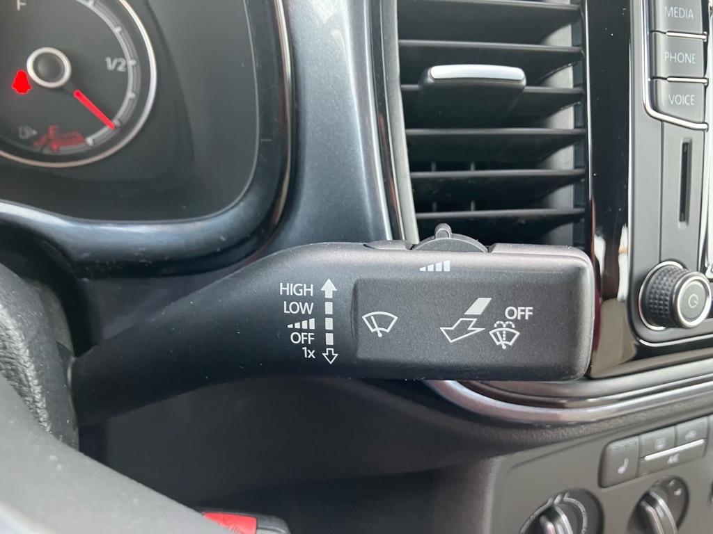 Volkswagen Beetle 1.8T S 2017