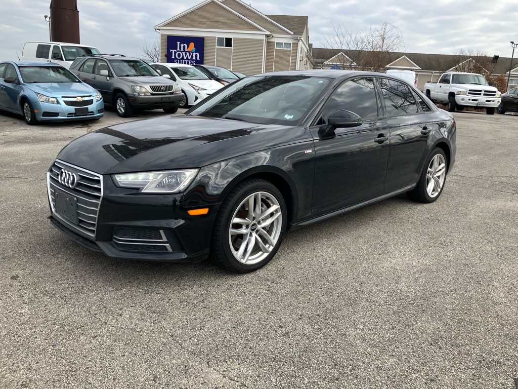 Audi A4 2.0T Premium quattro Sedan 2017