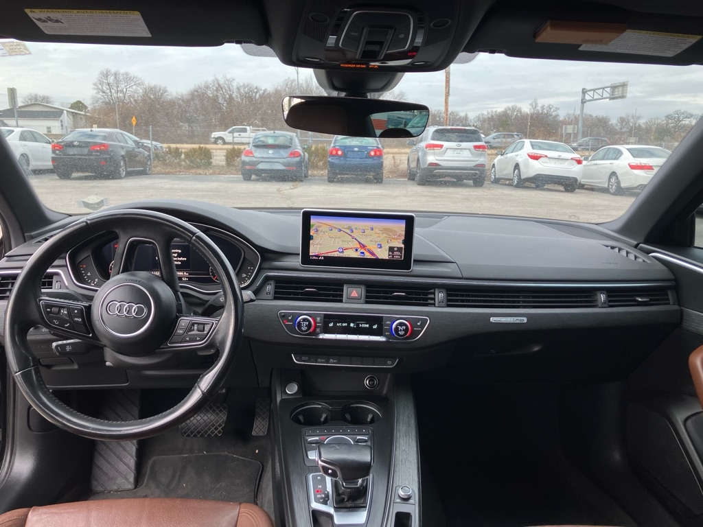 Audi A4 2.0T Premium quattro Sedan 2017