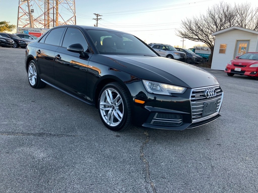 Audi A4 2.0T Premium quattro Sedan 2017