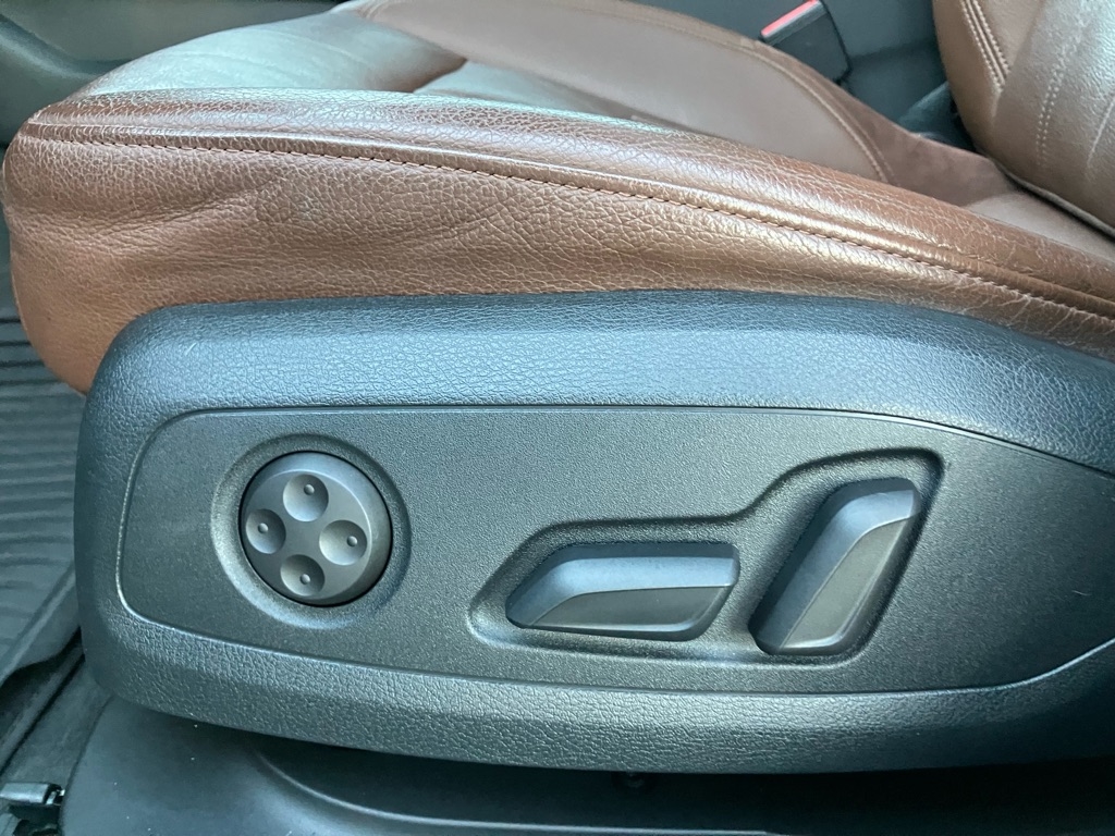 Audi A4 2.0T Premium quattro Sedan 2017