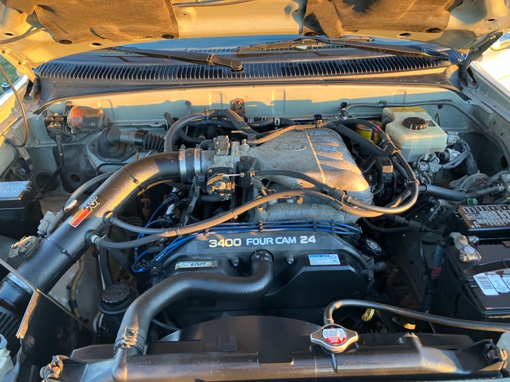 Toyota 4Runner SR5 4WD 2001