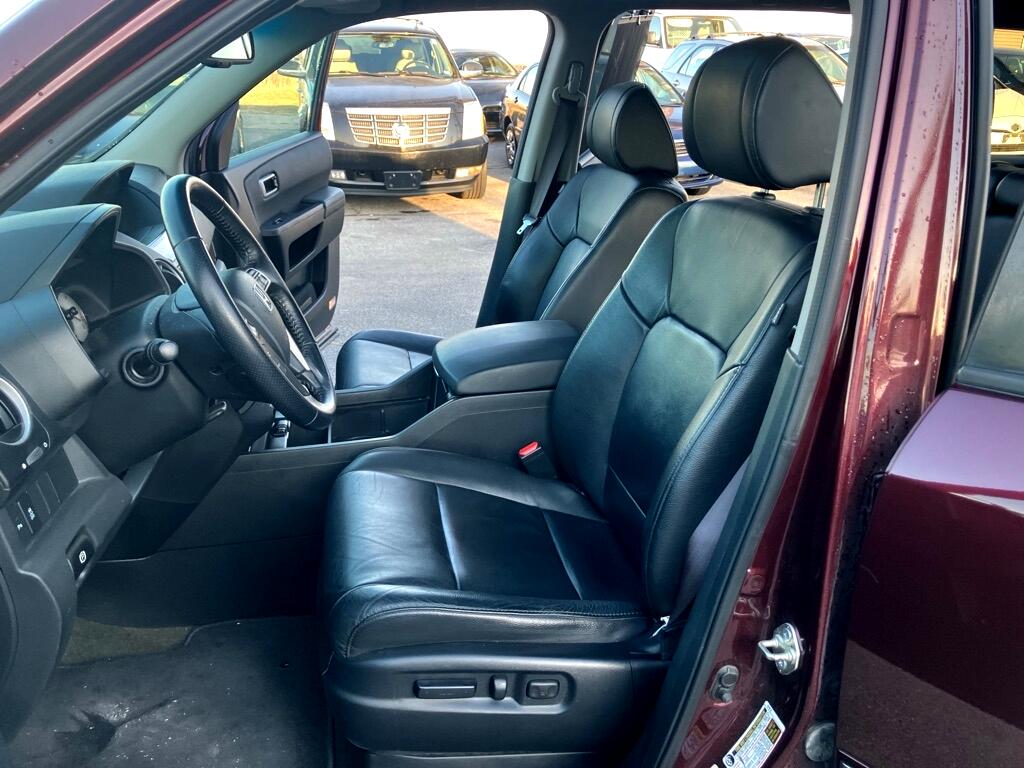 Honda Pilot Touring 4WD 5-Spd AT with DVD 2014