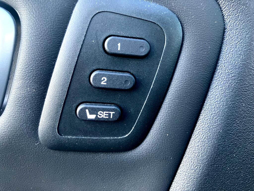 Honda Pilot Touring 4WD 5-Spd AT with DVD 2014