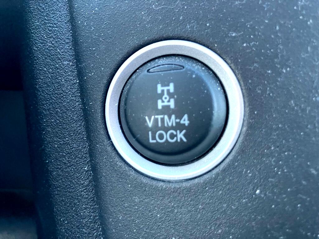 Honda Pilot Touring 4WD 5-Spd AT with DVD 2014