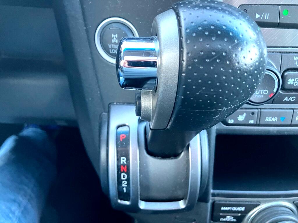 Honda Pilot Touring 4WD 5-Spd AT with DVD 2014