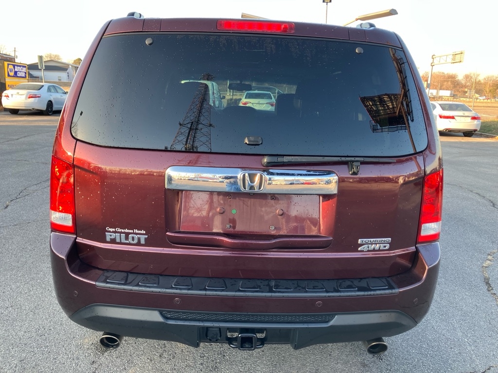 Honda Pilot Touring 4WD 5-Spd AT with DVD 2014