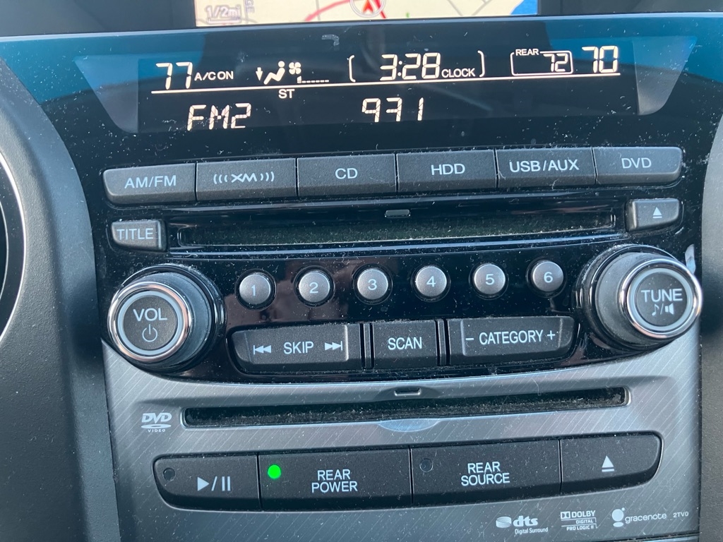 Honda Pilot Touring 4WD 5-Spd AT with DVD 2014