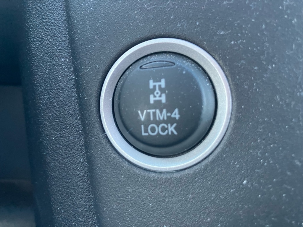 Honda Pilot Touring 4WD 5-Spd AT with DVD 2014