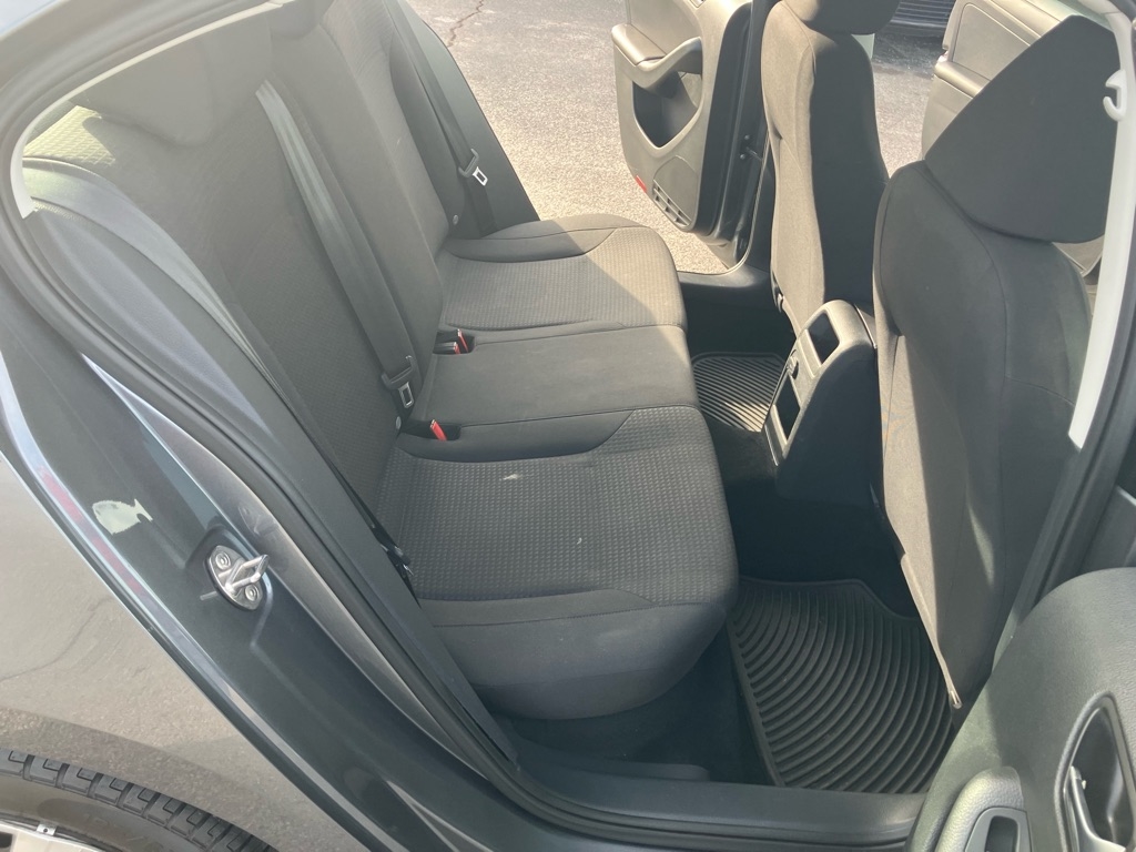 Volkswagen Passat 2.0L TDI SE AT 2014