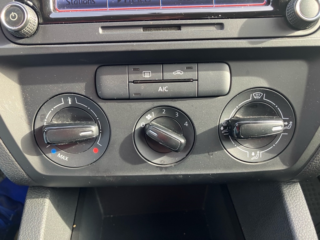 Volkswagen Passat 2.0L TDI SE AT 2014