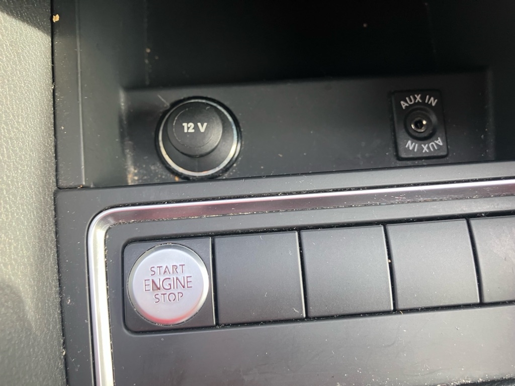 Volkswagen Passat 2.0L TDI SE AT 2014