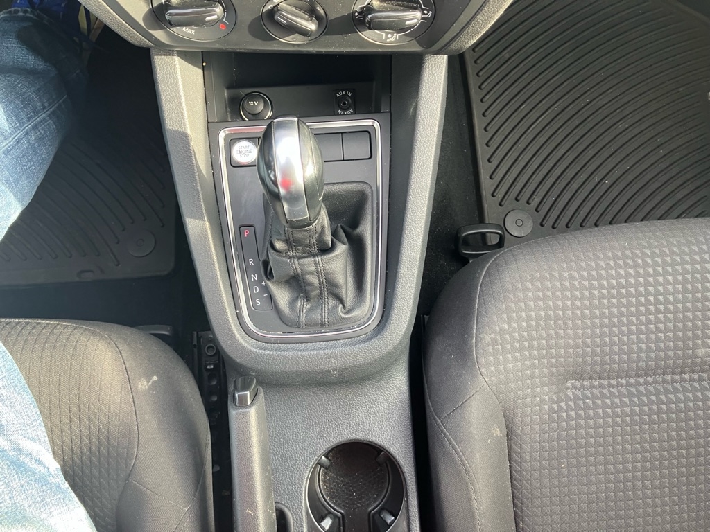 Volkswagen Passat 2.0L TDI SE AT 2014