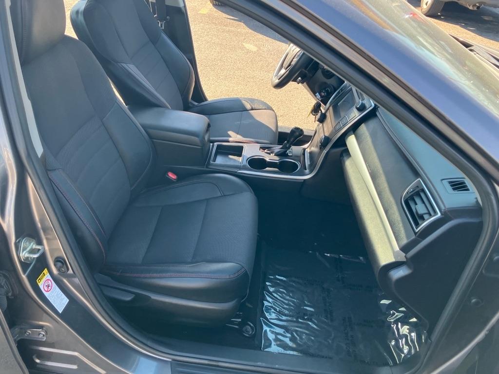 Toyota Camry LE 2017