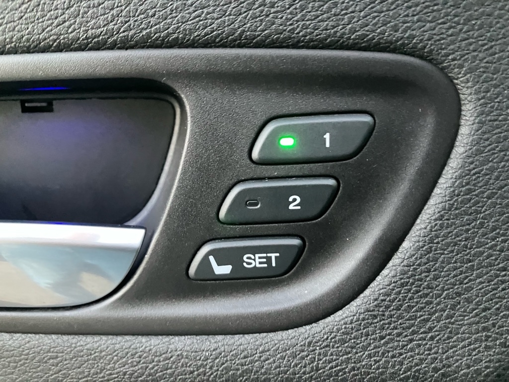 Acura MDX SH-AWD 6-Spd AT w/Tech Package 2014