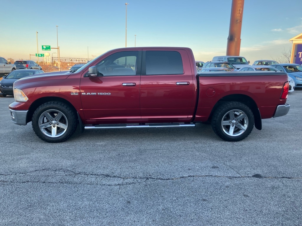 RAM 1500 SLT Crew Cab 4WD 2012