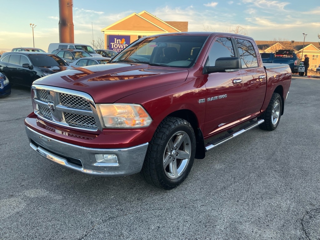 RAM 1500 SLT Crew Cab 4WD 2012