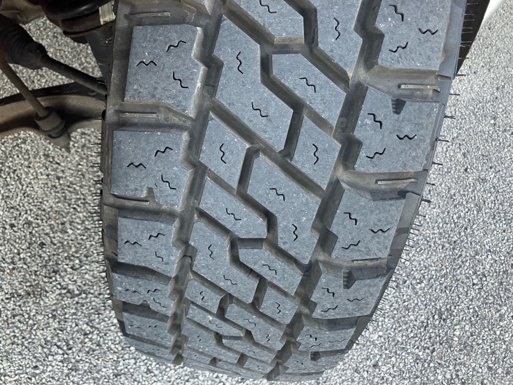 RAM 1500 SLT Crew Cab 4WD 2012