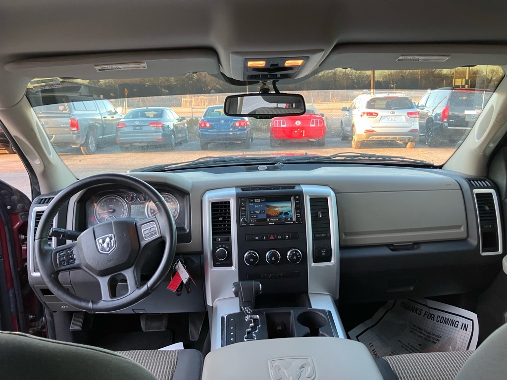 RAM 1500 SLT Crew Cab 4WD 2012