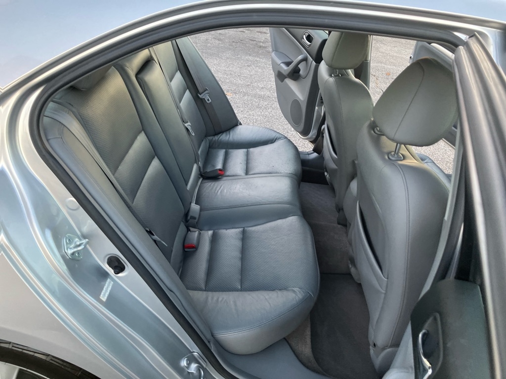 Acura TSX 5-speed AT 2006