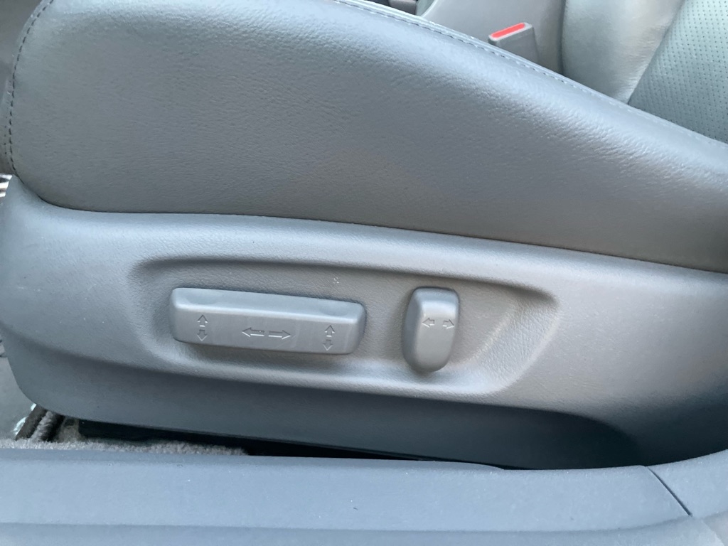 Acura TSX 5-speed AT 2006