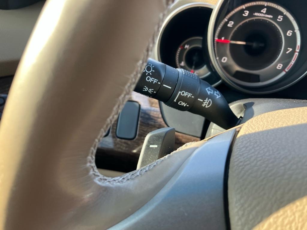 Acura MDX 6-Spd AT w/Tech Package 2013