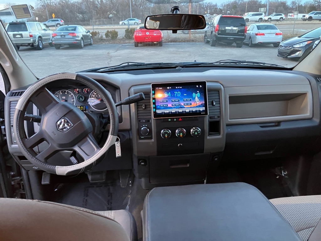 RAM 1500 ST Quad Cab 4WD 2011