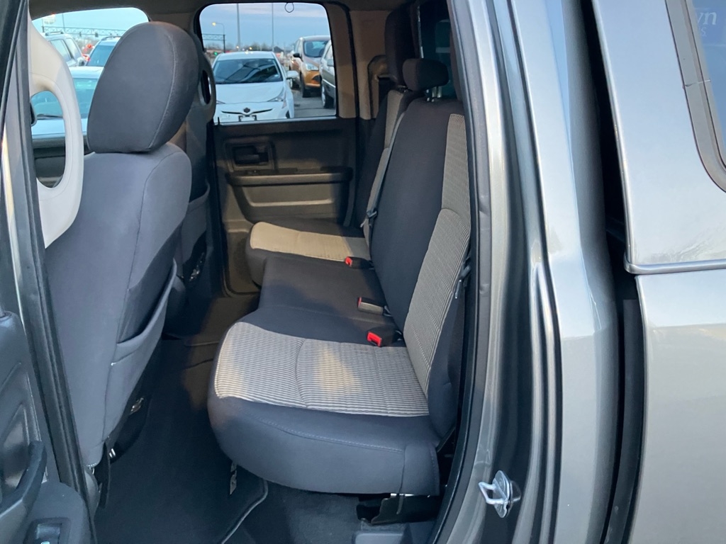 RAM 1500 ST Quad Cab 4WD 2011