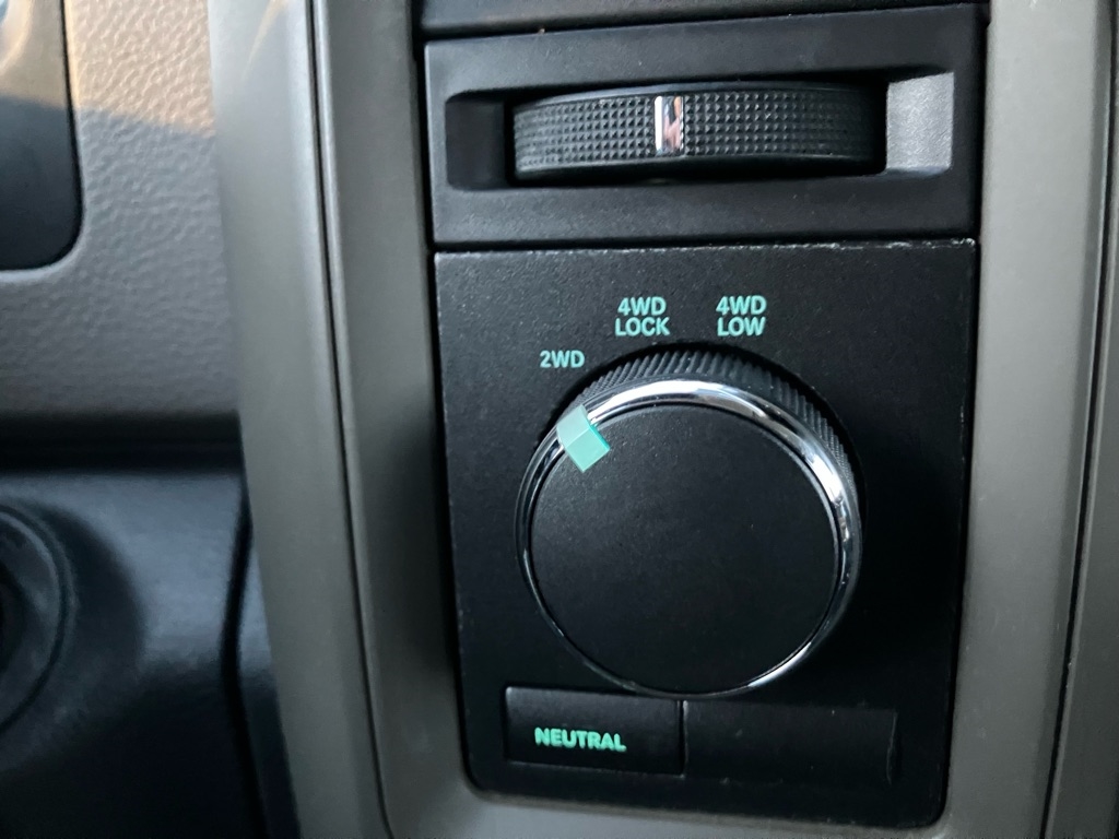 RAM 1500 ST Quad Cab 4WD 2011