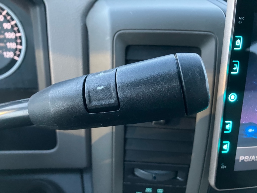 RAM 1500 ST Quad Cab 4WD 2011