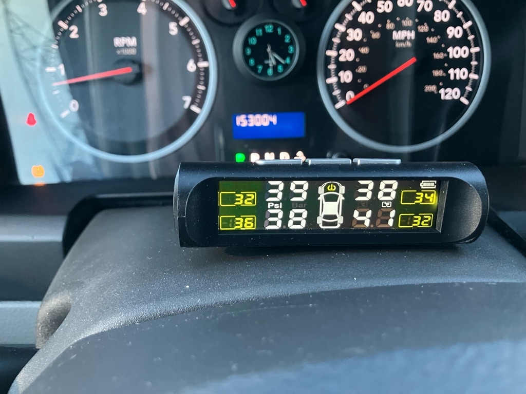 RAM 1500 ST Quad Cab 4WD 2011