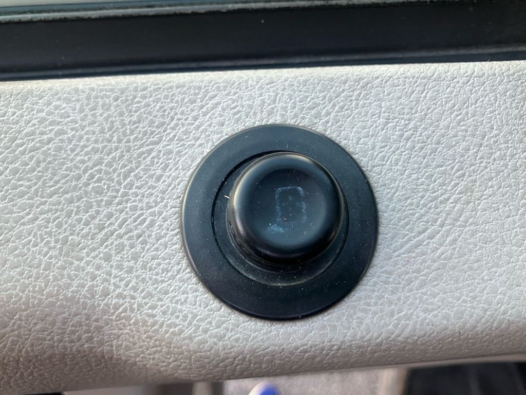 Ford Econoline E-350 XL Super Duty 2012