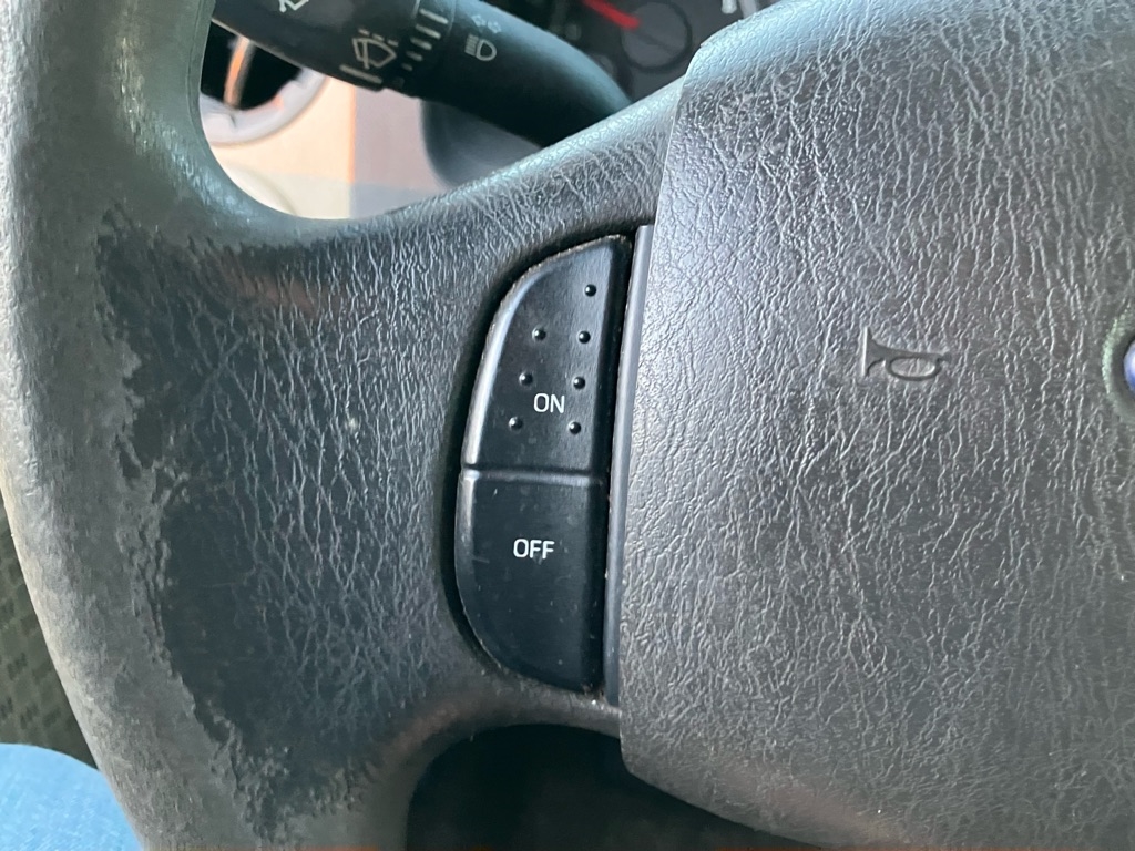 Ford Econoline E-350 XL Super Duty 2012