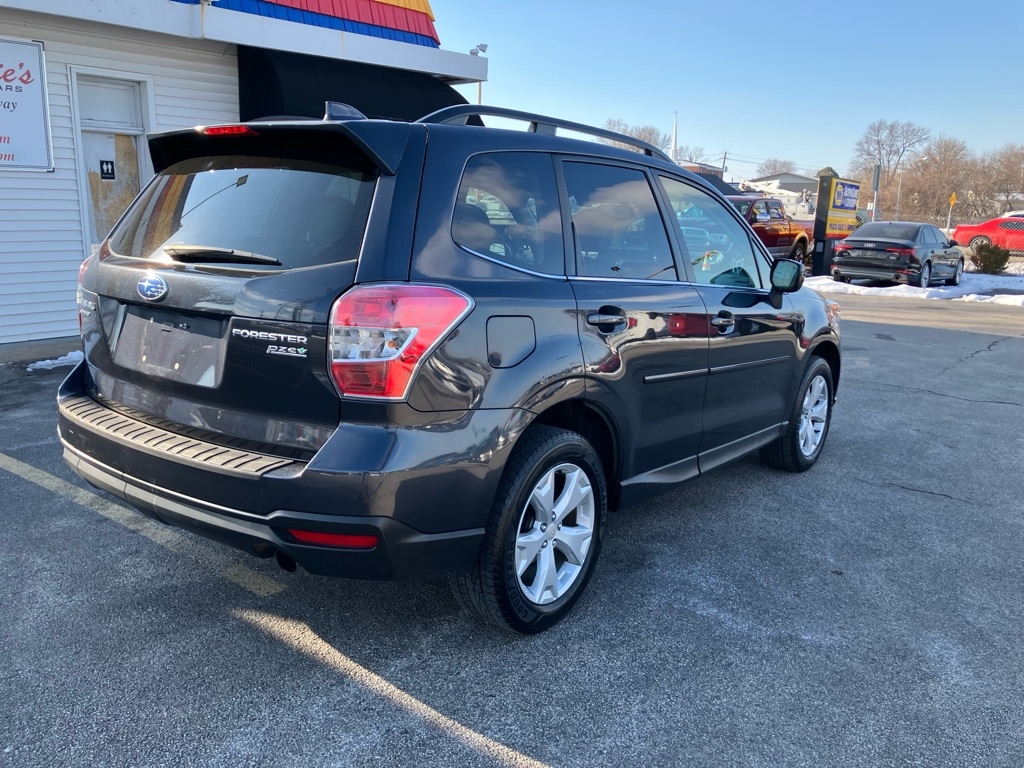 Subaru Forester 2.5i Touring 2016
