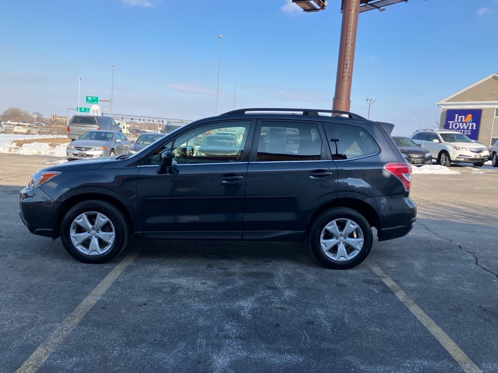 Subaru Forester 2.5i Touring 2016