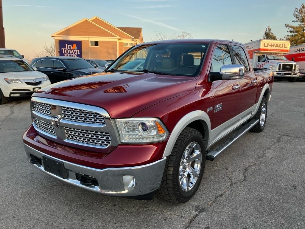RAM 1500 Laramie Crew Cab SWB 4WD 2013
