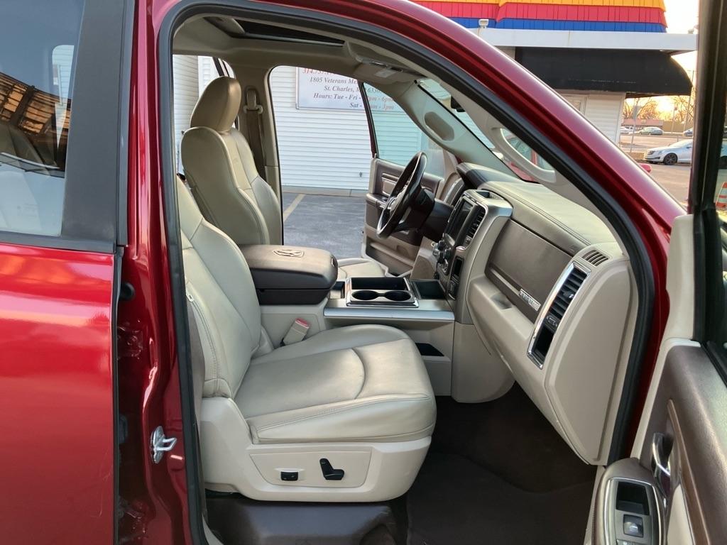 RAM 1500 Laramie Crew Cab SWB 4WD 2013