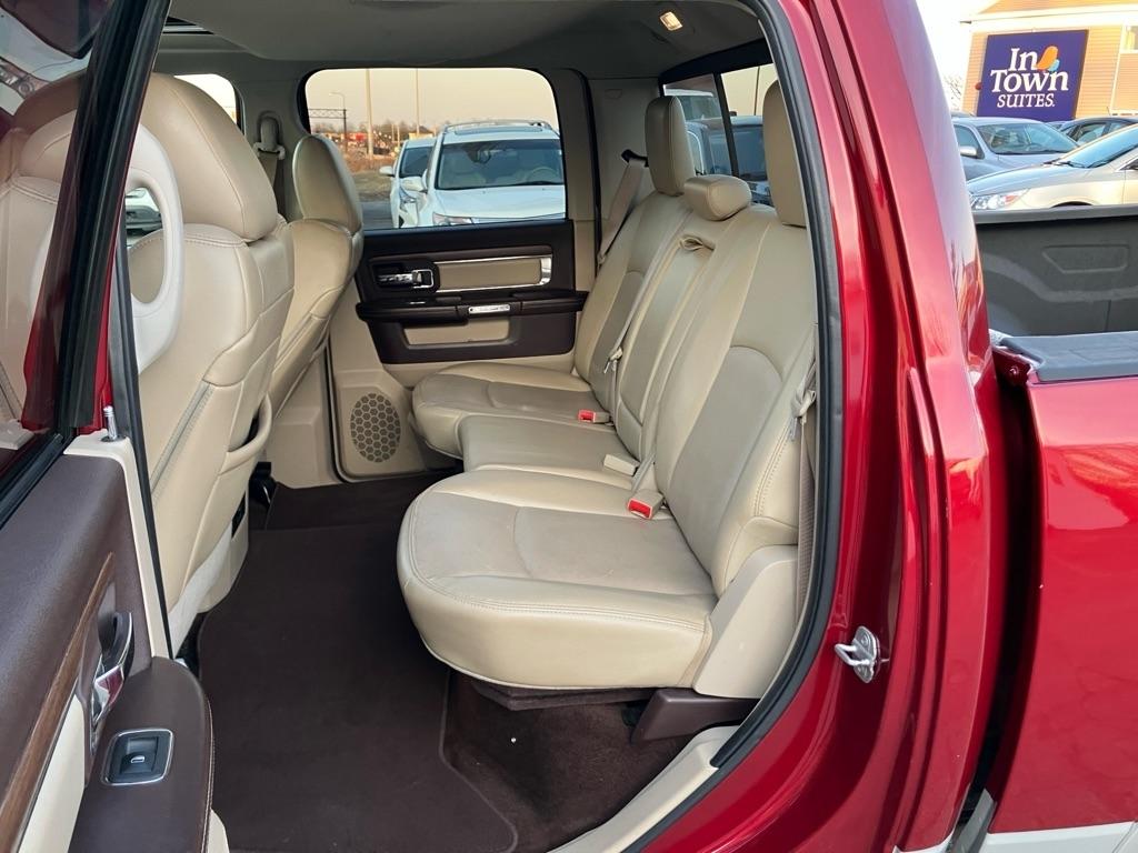 RAM 1500 Laramie Crew Cab SWB 4WD 2013