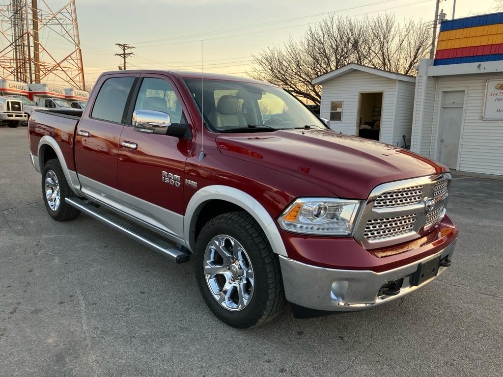 RAM 1500 Laramie Crew Cab SWB 4WD 2013