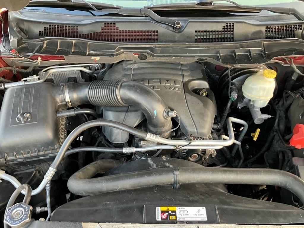 RAM 1500 Laramie Crew Cab SWB 4WD 2013