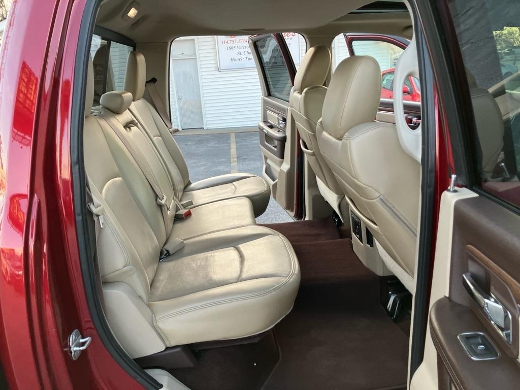 RAM 1500 Laramie Crew Cab SWB 4WD 2013